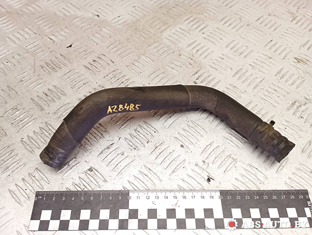 патрубок радиатора Volkswagen Passat B6 2007, 2.0 л., дизель, АКПП, универсал, 1K0121157BJ - фото №1