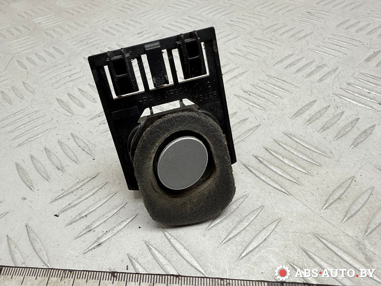 кнопка открытия багажника Peugeot 607 1 поколение 2001, 2.2 л., 4HX (DW12TED4/FAP), дизель, МКПП, седан, 9646242080, 05045001 - фото №1