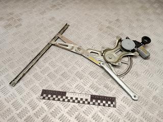 стеклоподъемник электрический передний правый Toyota RAV4 3 поколение (XA30) 2008, 2.2 л., D-4D, 2AD-FTV, дизель, МКПП, внедорожник 5 дв., 8571035180, 2621002330