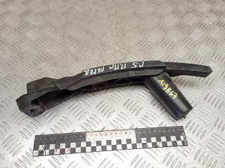 крепление бампера Volkswagen Golf 5 поколение 2004, 1K0807890A