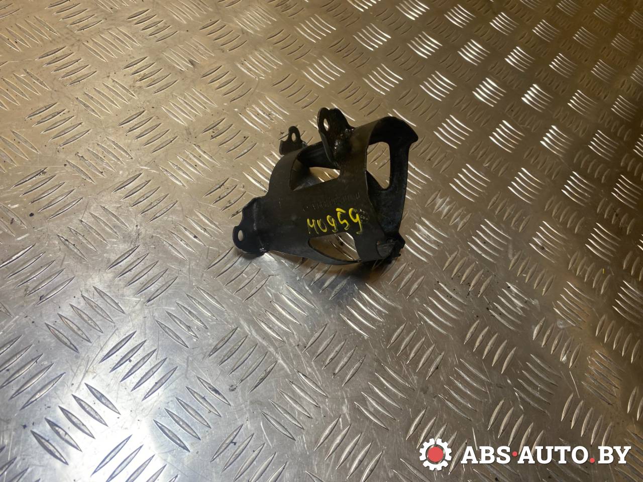 кронштейн топливного фильтра Mercedes-Benz A-Класс W168 2000, 1.7 л., дизель, 6680920140, A6680920140 - фото №1