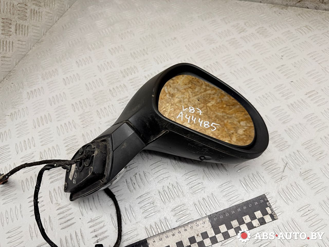 зеркало наружное правое Peugeot 207 1 поколение 2006, 1.6 л., 9HZ (DV6TED4), дизель, МКПП, хетчбэк 5 дв., E9014342 - фото №1