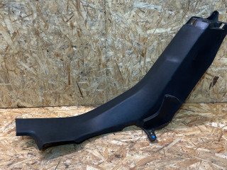 накладка на порог внутренняя Peugeot 308 T9 2014, 1.6 л., дизель, МКПП, хетчбэк 5 дв., правый руль, 9677522177