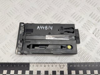 подстаканник Audi A6 4B/C5 2000, 2.5 л., AKE, дизель, МКПП, полный привод, 4B0862534C