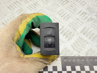 кнопка обогрева сидений Volkswagen Passat B5 [рестайлинг] 2004, 1.9 л., дизель, МКПП, универсал, 3B0963563C