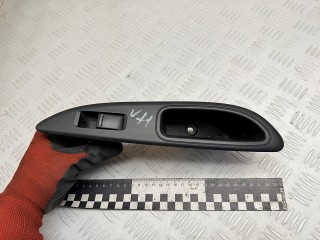 кнопка стеклоподъемника двери задней левой Nissan Primera P12 2002, 2.2 л., YD22DDT, дизель, МКПП, седан, 25411AV600, 82961AV760