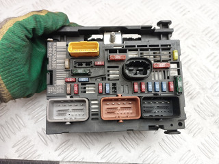 блок предохранителей Peugeot 308 T7 2010, 2.0 л., RHR (DW10BTED4), дизель, МКПП, универсал, 9636079380, 9664706280