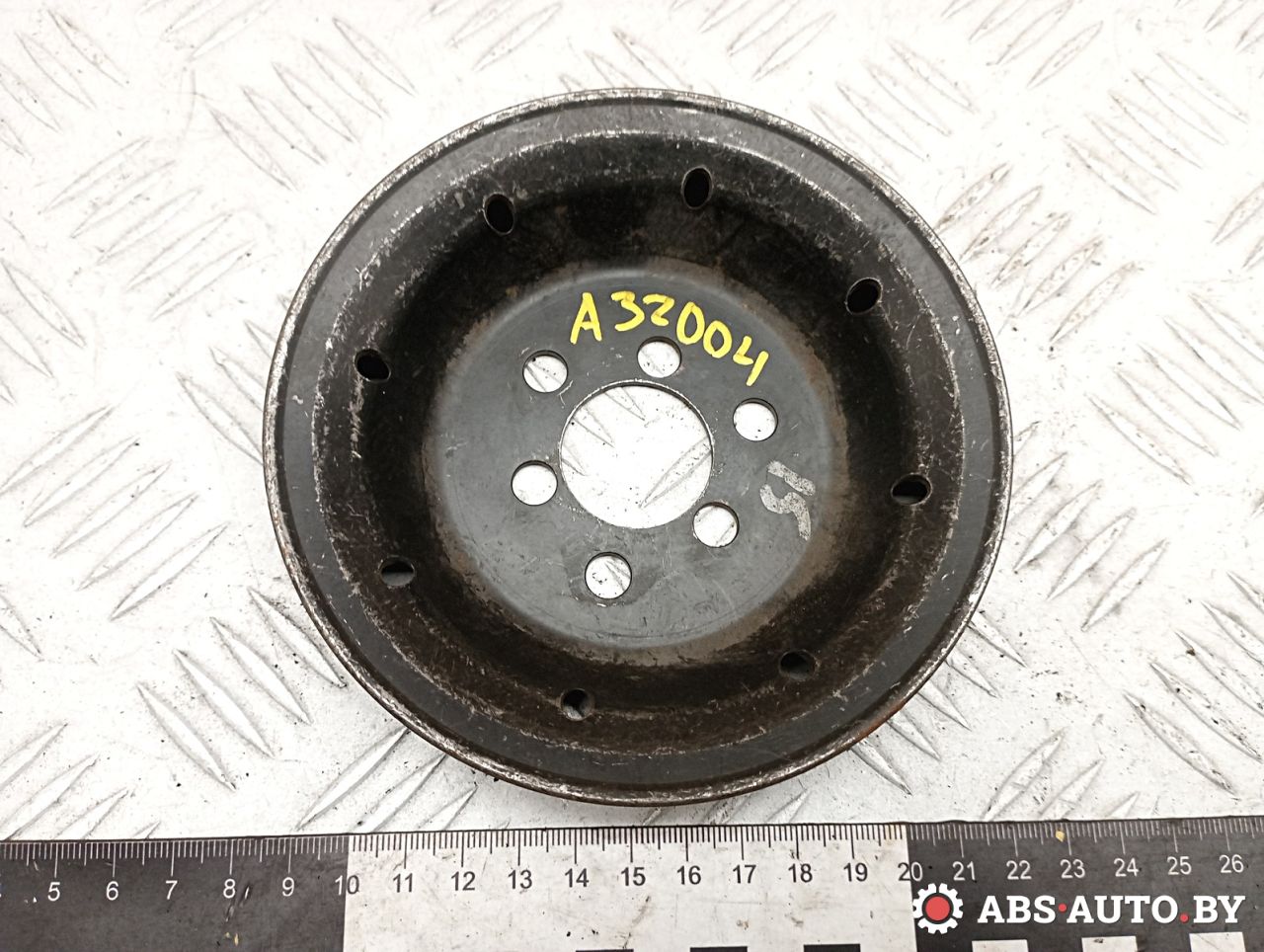 шкив насоса гидроусилителя Audi A6 4A/C4 1995, 1.8 л., бензин, 058145255C - фото №1