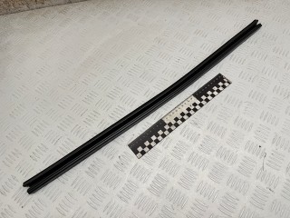 Уплотнитель стекла двери (бархотка) Citroen C5 1 поколение [рестайлинг] 2006, 2.0 л., RHR (DW10BTED4), дизель, МКПП, универсал, K1211229, CE16023790