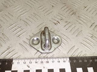 ответная часть (скоба) замка двери Toyota RAV4 2 поколение (XA20) [рестайлинг] 2005, 2.0 л., 1CD-FTV, дизель, МКПП, внедорожник 5 дв., 6941020110