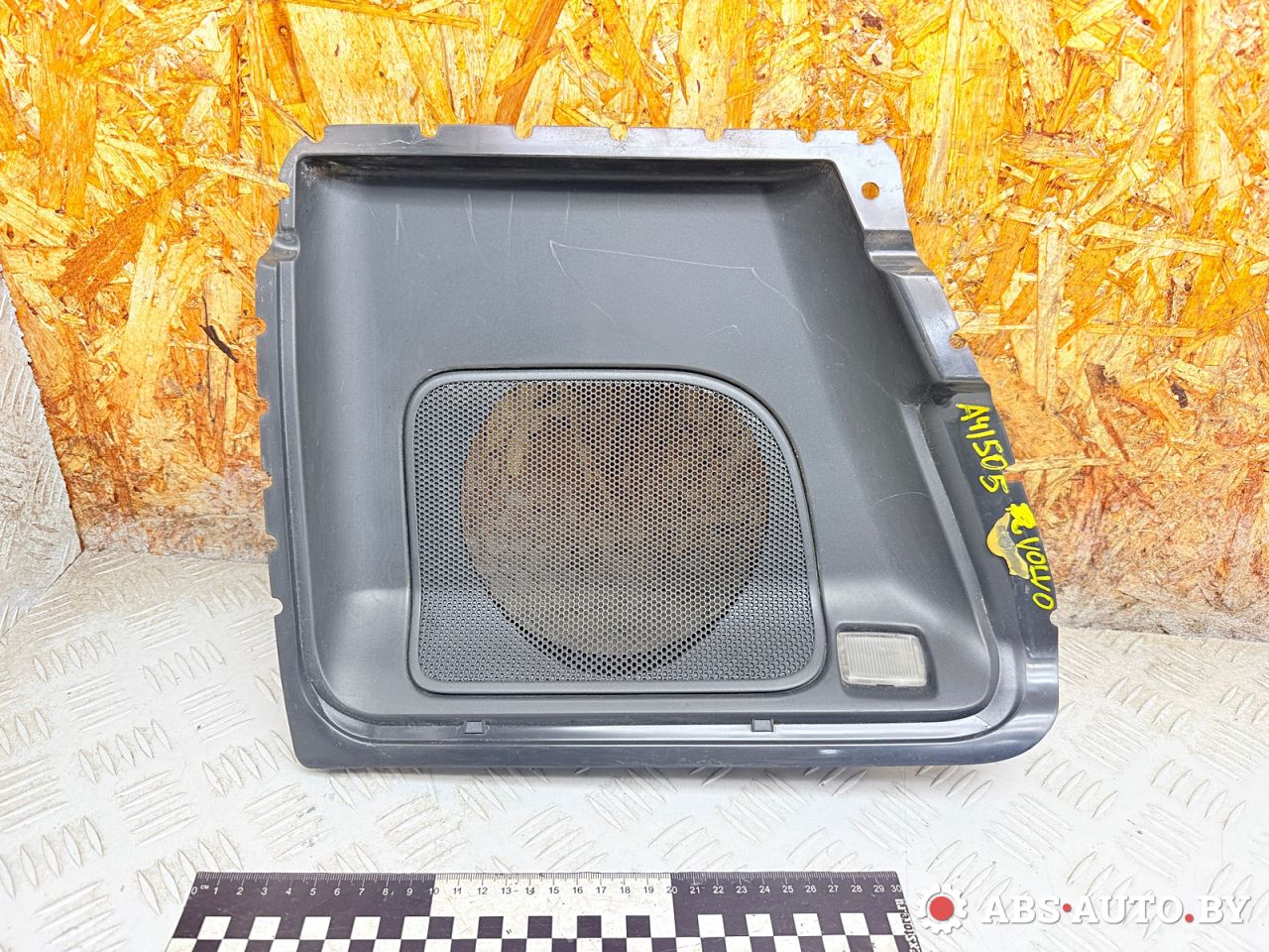 накладка (сетка) динамика Volvo S80 1 поколение 2003, 2.4 л., бензин, АКПП, седан, 09182326 - фото №1