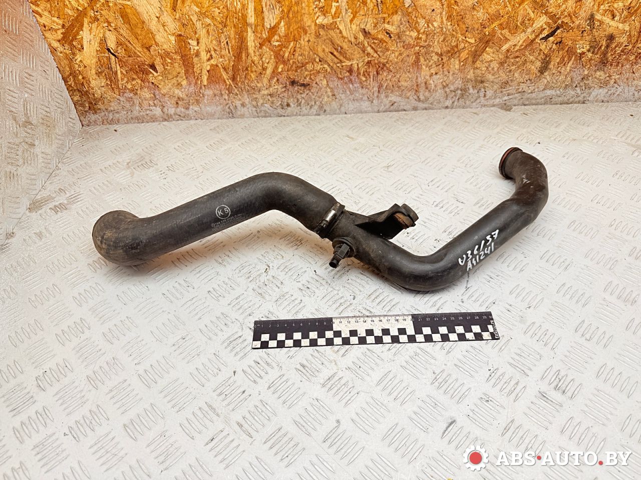 патрубок интеркулера Mercedes-Benz A W168 1 поколение (1997-2001) 2000, 1.7 л., OM 668.940, дизель, АКПП, хетчбэк 5 дв., передний привод, A1685280108, 1685280182, 1685200101 - фото №1