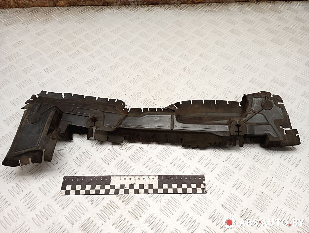 воздуховод (дефлектор) радиатора Citroen C4 Grand Picasso 2 поколение 2016, 1.6 л., дизель, 9677015280 - фото №1