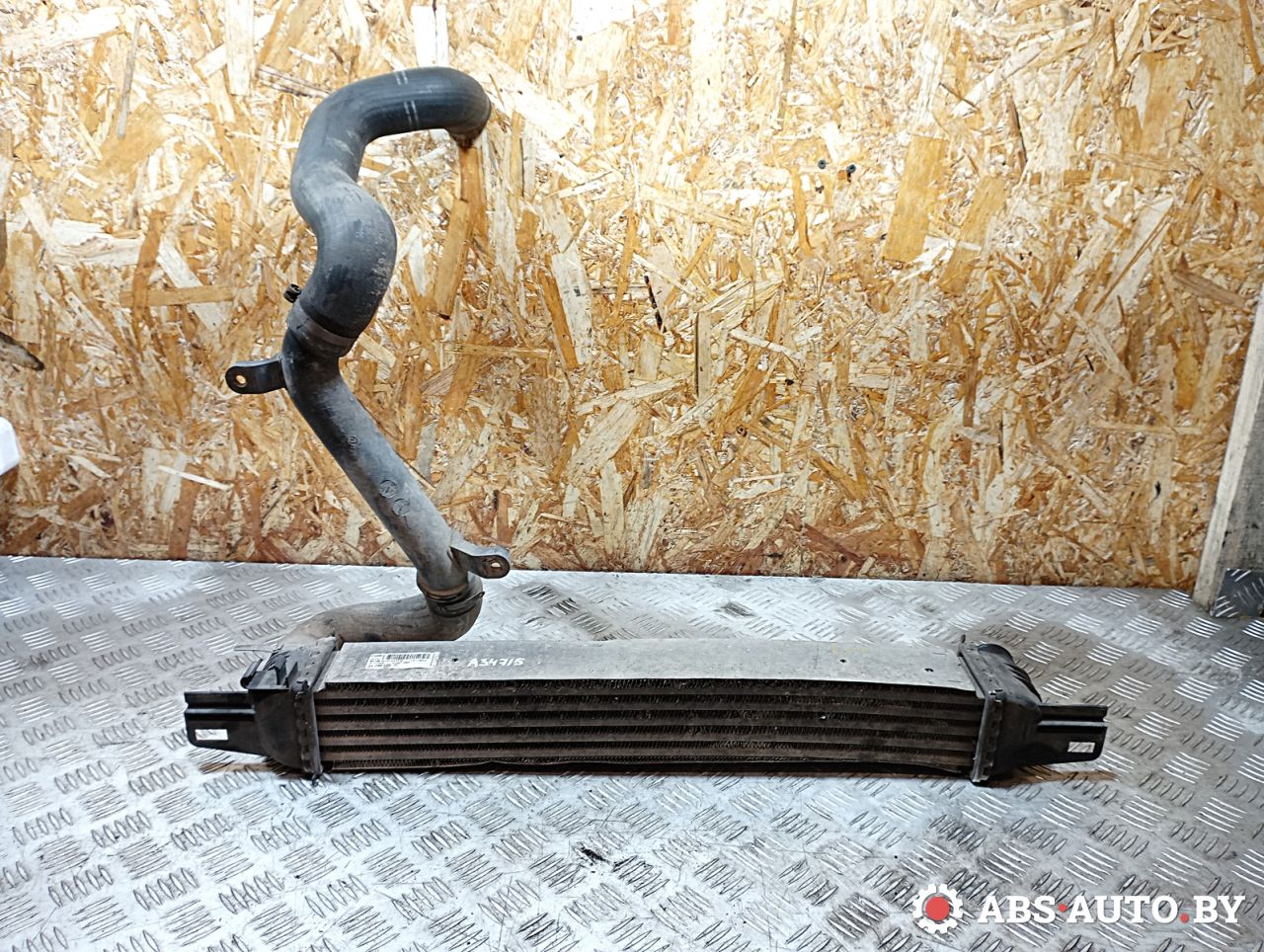 интеркулер Peugeot Bipper 1 поколение 2010, 1.4 л., 8HS (DV4TED), дизель, АКПП, правый руль, 51790623 - фото №1