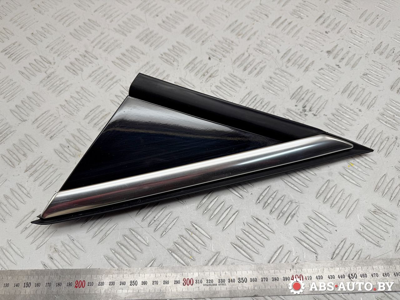 молдинг переднего левого крыла Peugeot 3008 1 поколение 2011, 2.0 л., RHH (DW10CTED4), дизель, робот, 96842433XY - фото №1