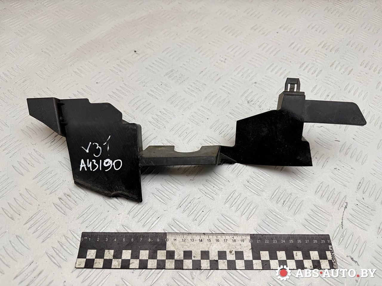 воздуховод (дефлектор) радиатора Mazda 6 GH 2007, 2.0 л., дизель, МКПП, универсал, GS1D56251 - фото №1