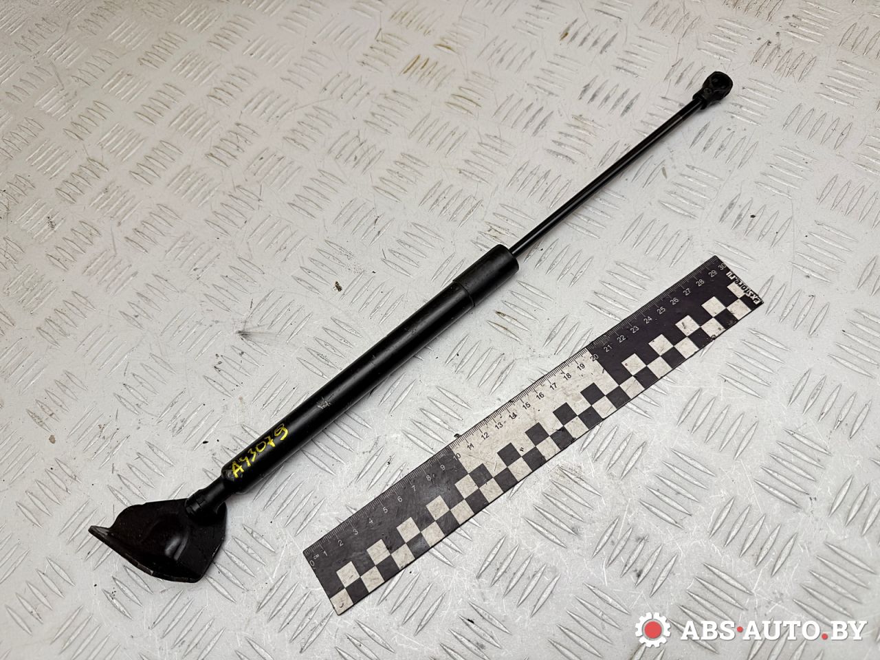 амортизатор крышки багажника (3-5 двери) Citroen DS3 1 поколение 2011, 1.6 л., дизель, хетчбэк 5 дв., 9687550980 - фото №1