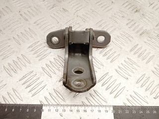 петля двери Toyota RAV4 2 поколение (XA20) 2003, 2.0 л., 1CD-FTV, дизель, МКПП, внедорожник 5 дв.