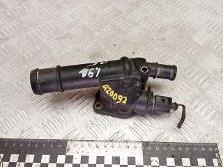 фланец (тройник) системы охлаждения Volkswagen Golf 5 поколение 2007, 1.9 л., дизель, 03G121132B