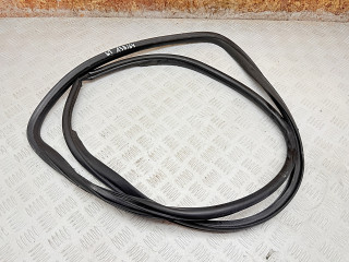 уплотнитель двери Toyota RAV4 3 поколение (XA30) 2007, 2.2 л., 2AD-FTV, дизель, МКПП, внедорожник 5 дв.