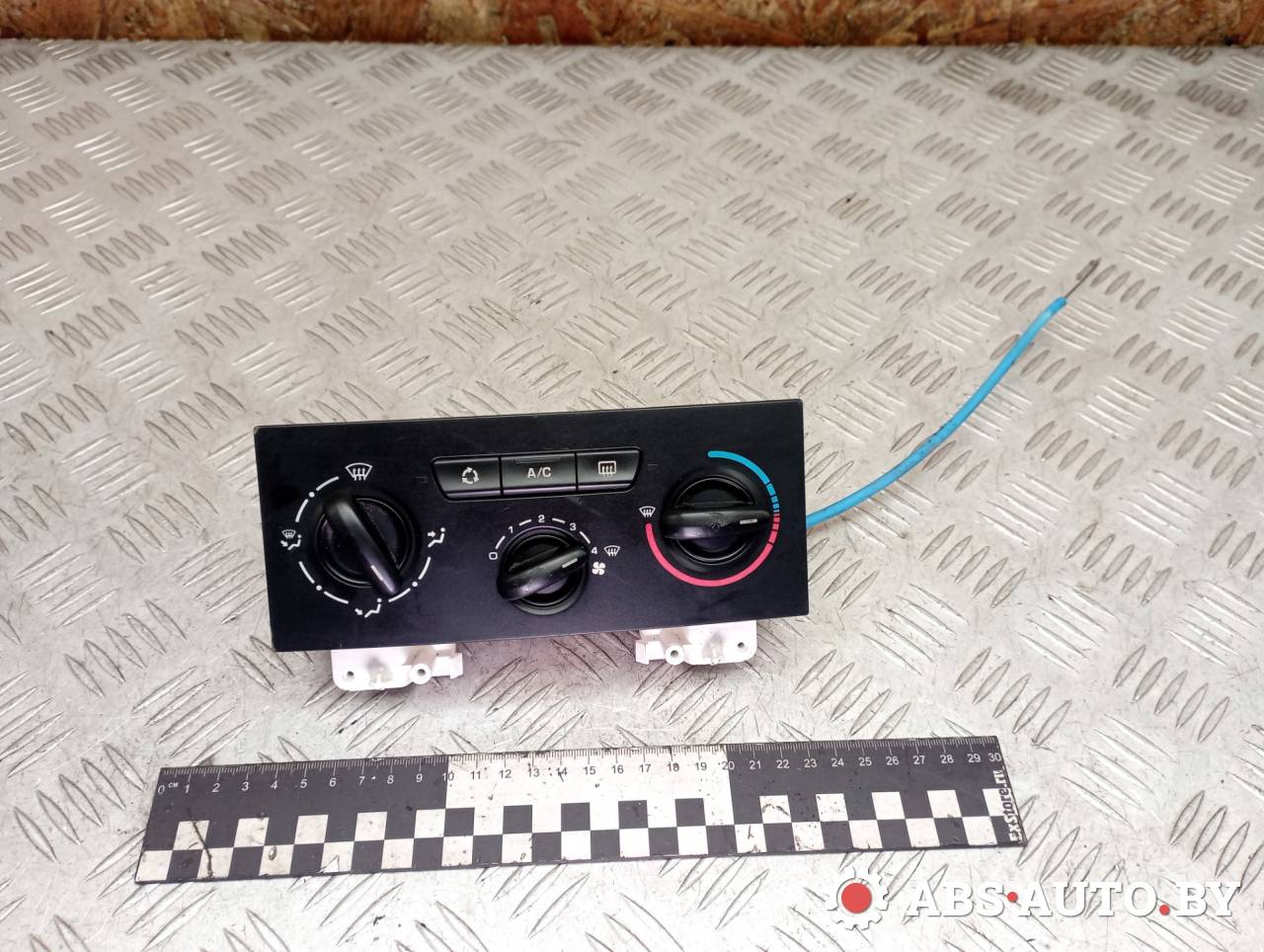 блок управления печки / климат-контроля Citroen C4 1 поколение 2006, 1.6 л., бензин, МКПП, H5756, H5756B5RF, F8162003, H5792, H5792B5RF - фото №1