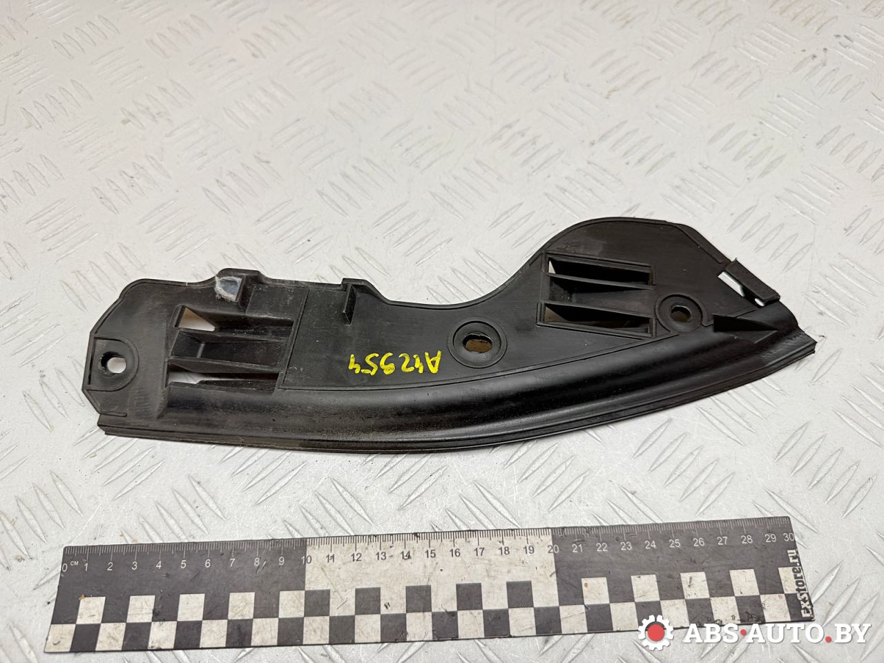 Крепление бампера заднего Volkswagen Touareg 1 поколение 2006, 3.0 л., BKS, дизель, АКПП, внедорожник 5 дв., полный привод, 7L6807394B - фото №1