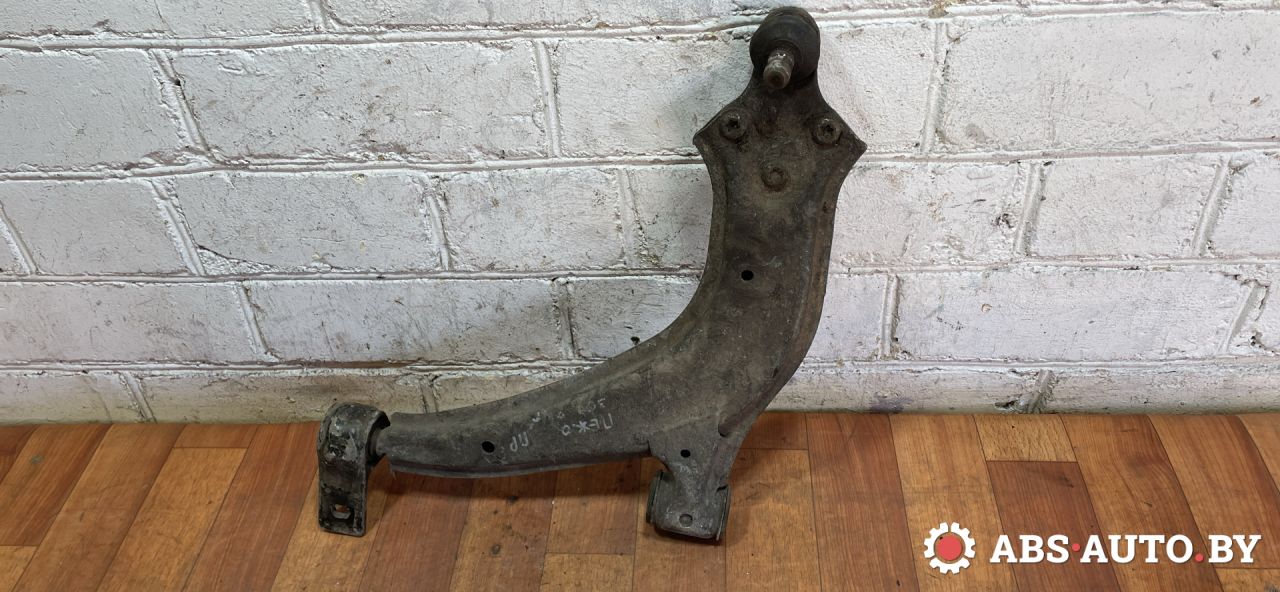 рычаг передний левый Peugeot 306 1 поколение (1993 - 1997) - фото №1