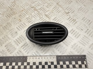 дефлектор обдува салона Mercedes-Benz A W168 1 поколение [рейстайлинг] (2001-2004) 2002, 1.7 л., OM 668.942, дизель, МКПП, хетчбэк 5 дв., A1688300554