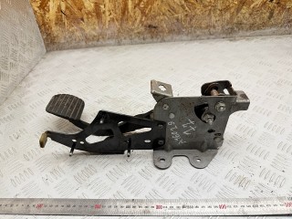 педаль тормоза Renault Scenic 2 поколение [рестайлинг] 2007, 1.5 л., K9K 732, дизель, МКПП, 30005201