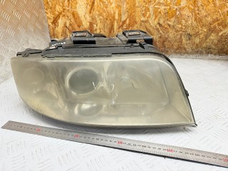 фара правая Audi A6 4B/C5 [рестайлинг] 2003, 2.5 л., BDG, дизель, МКПП, универсал, 15593000