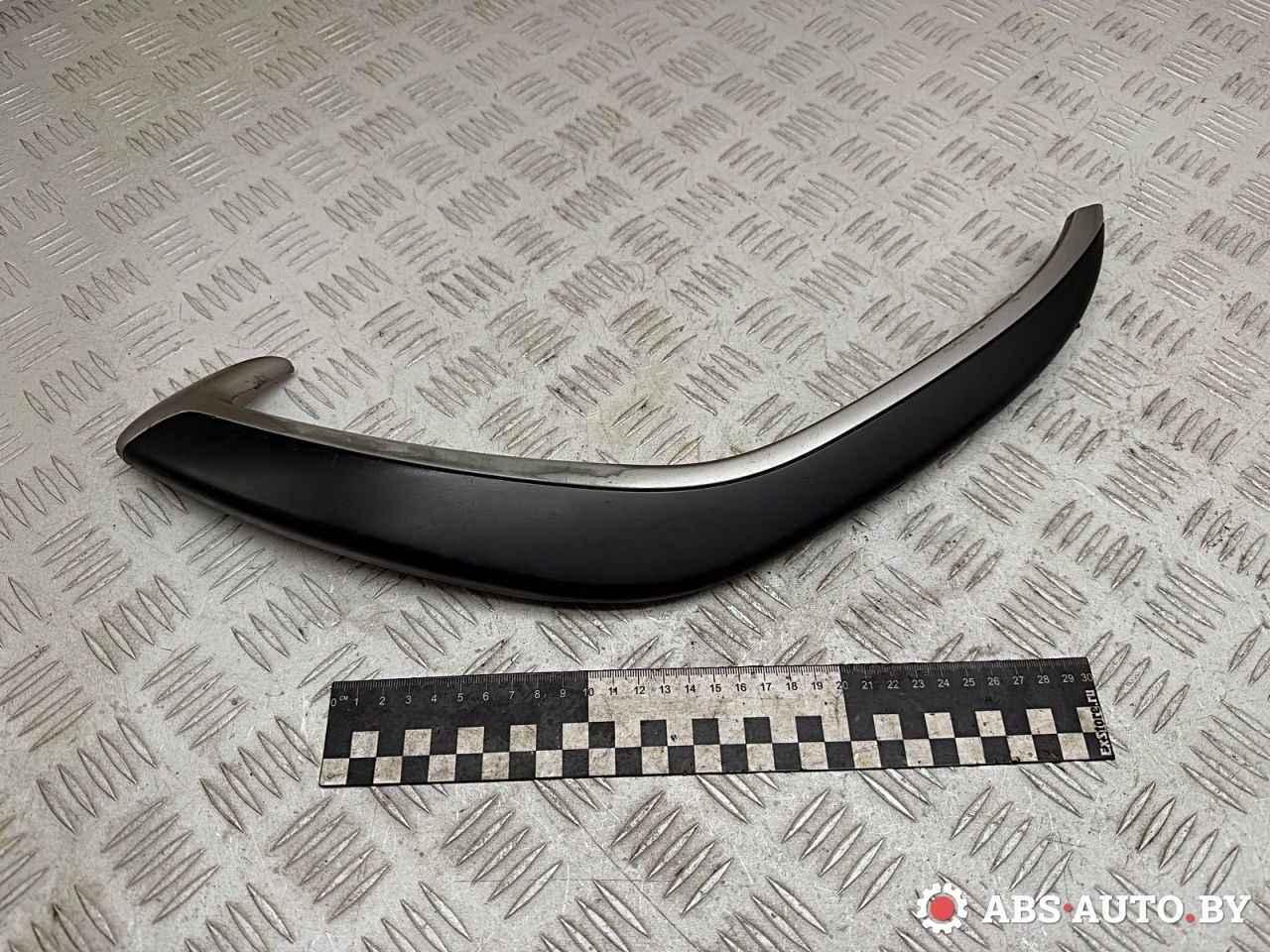 накладка двери (крышки) багажника Citroen C5 2 поколение 2010, 2.0 л., RHR (DW10BTED4), дизель, МКПП, универсал, 9682396877 - фото №1