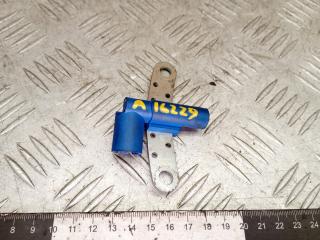 датчик коленвала Renault Laguna 2 поколение 2004, 1.6 л., бензин, МКПП, универсал, 7700103069A, 0986280410, 6PU009110711, CRZ1107FE, CRZ1107KC, 0143600Q0E, 0143600QAB, 0143600QAC, 2375000Q0E, 2375000QAG, 2375000QAH, 4402560, 9110560, 7700101970, 7700103069, 7700108073, 7700108081, 8200468645, 8200468647, 8200647556, RZ1107H, S105757001, S105757001Z, S119975001B