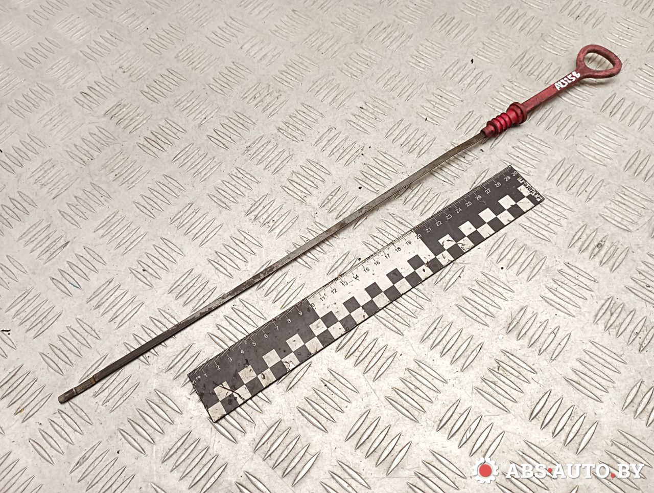 щуп двигателя Volkswagen Golf 3 поколение 1997, 1.6 л., бензин, 027115611B, 027115611C, 055115611K - фото №1