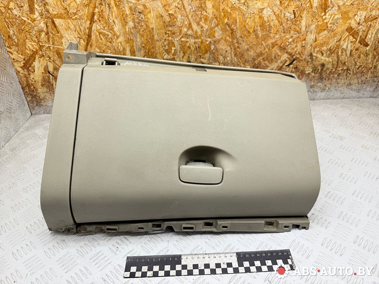 бардачок Renault Scenic 3 поколение 2010, 1.9 л., F9Q 872, дизель, МКПП, минивэн, 681080004R, 681080027R - фото №1