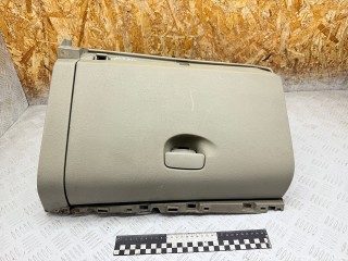 бардачок Renault Scenic 3 поколение 2010, 1.9 л., F9Q 872, дизель, МКПП, минивэн, 681080004R, 681080027R