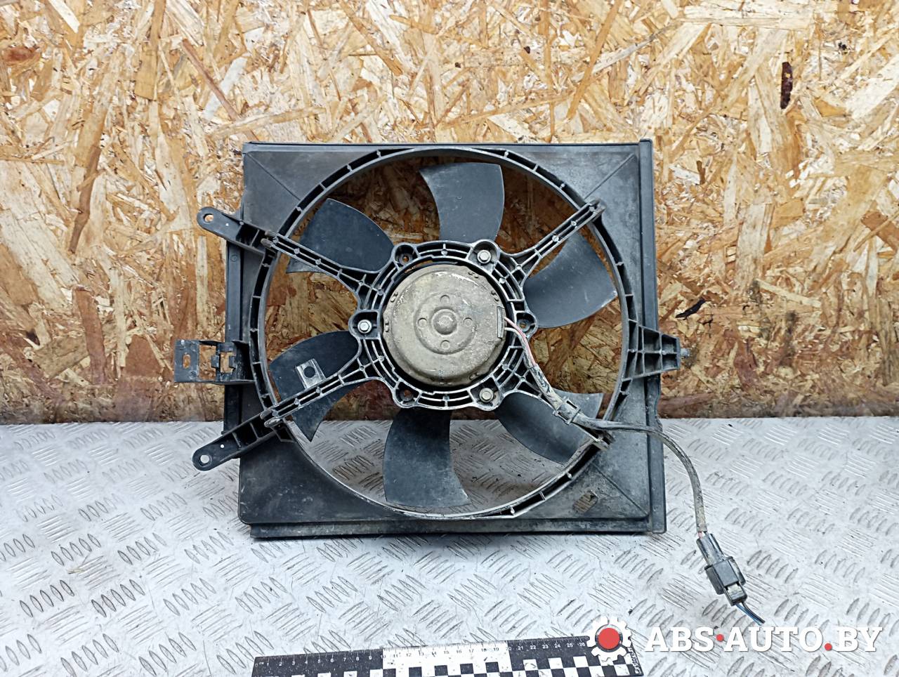 вентилятор радиатора Volvo S40 1 поколение 1999, 1.8 л., бензин, ETP5790, AP8120, 9000966, 8240212 - фото №1