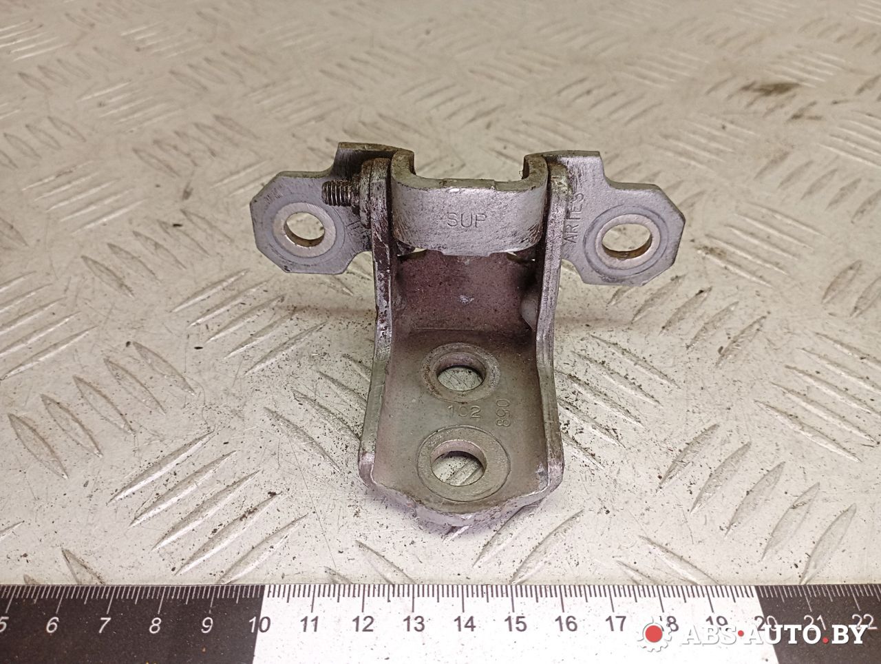 петля двери Renault Laguna 2 поколение 2004, 1.8 л., бензин, АКПП, хетчбэк 5 дв., 8200132382 - фото №1