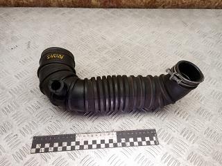 патрубок воздушного фильтра Mitsubishi Pajero 3 поколение 2002, 3.2 л., дизель, МКПП, внедорожник 3 дв., 4M41, MR571533