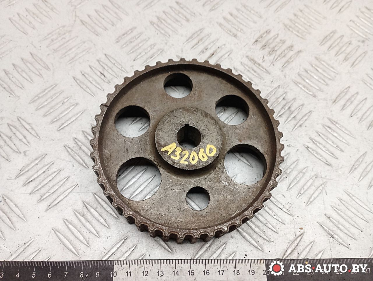 звездочка ТНВД Volkswagen Passat B3 1989, 1.9 л., дизель, 068130111B - фото №1