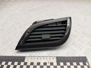 дефлектор обдува салона Peugeot 207 1 поколение 2006, 1.6 л., 9HZ (DV6TED4), дизель, МКПП, хетчбэк 5 дв., 9650088477