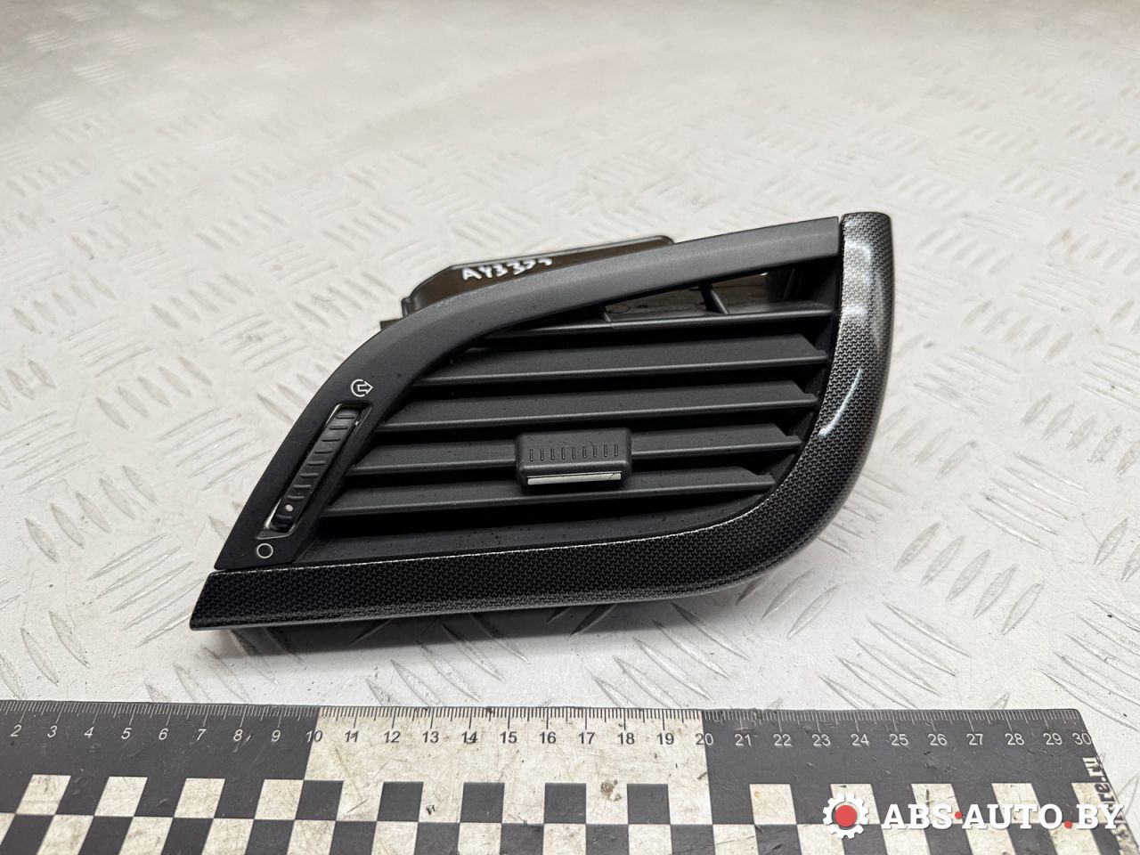 дефлектор обдува салона Peugeot 207 1 поколение 2006, 1.6 л., 9HZ (DV6TED4), дизель, МКПП, хетчбэк 5 дв., 9650088477 - фото №1