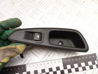 кнопка стеклоподъемника двери задней левой Peugeot 308 T7 2010, 1.6 л., 9HV (DV6ATED4), дизель, МКПП, 11688, 96565185XT, 53269803