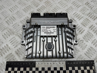 блок управления двигателем Citroen C5 2 поколение 2010, 2.0 л., RHR (DW10BTED4), дизель, МКПП, универсал, 9663548180, 9667214980, 28257860