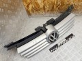решетка радиатора Volkswagen Bora 1 поколение 2000, 1.9 л., дизель, МКПП, седан, 1J5853651F, 1J5853655A, 1J5853601, 1J5853601A, 1J5853653C - фото №5