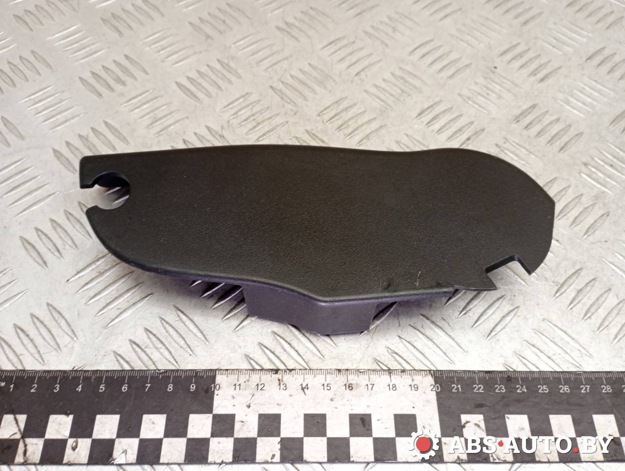 пластик (накладка) сиденья Peugeot 5008 1 поколение 2011, 1.6 л., дизель, МКПП, передний привод, 156025772 - фото №1