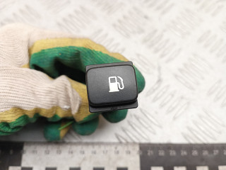 кнопка открытия лючка топливного бака Citroen C4 Picasso 1 поколение 2009, 1.6 л., 9HZ (DV6TED4), дизель, АКПП, правый руль, 68767, 96530658XT