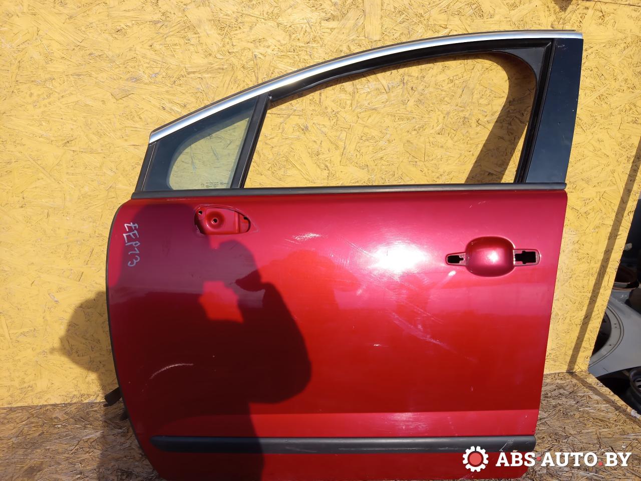 дверь передняя левая Peugeot 3008 1 поколение 2012, 1.6 л., дизель, робот, передний привод, правый руль - фото №1