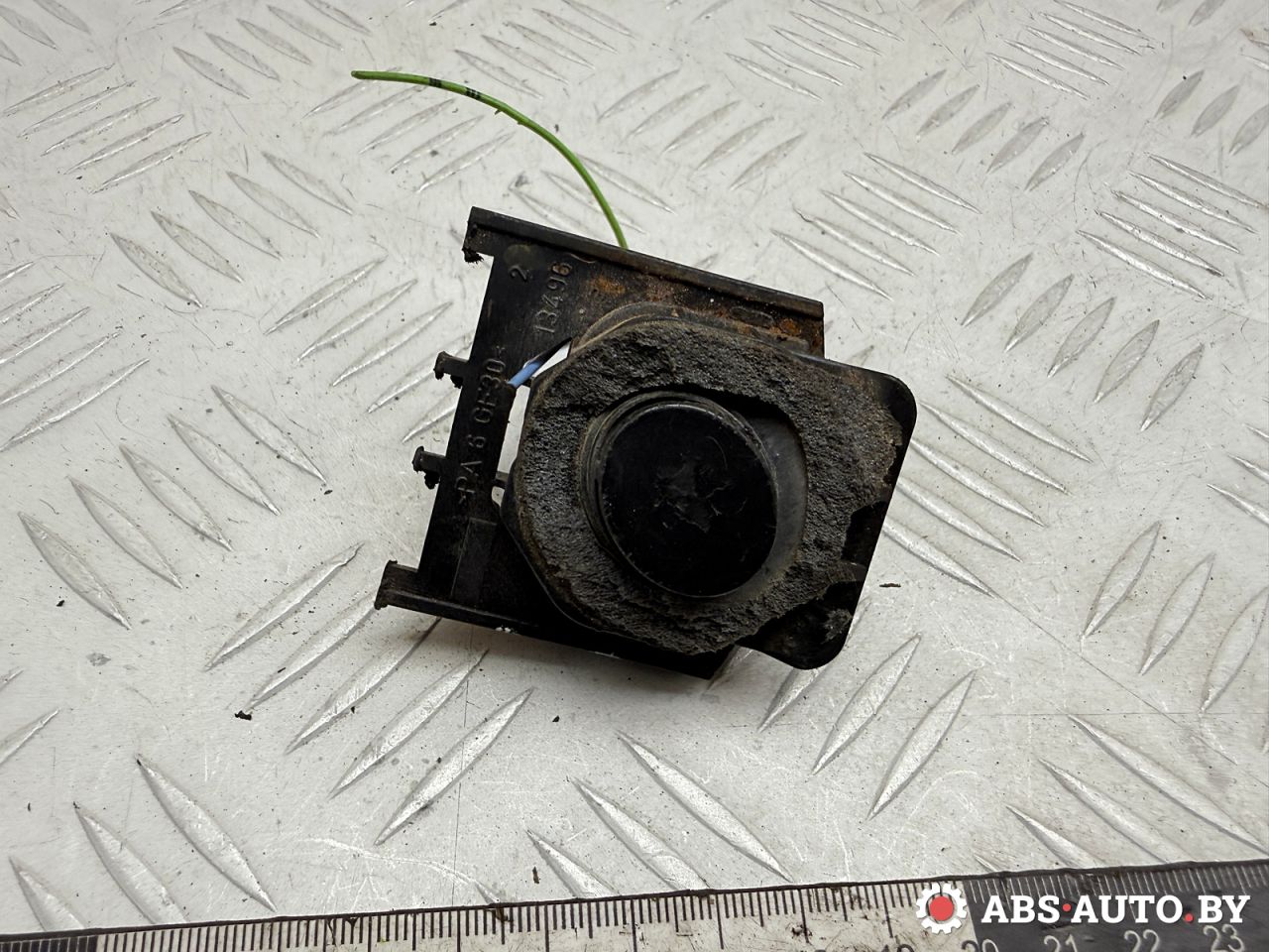 кнопка открытия багажника Peugeot 607 1 поколение 2003, 2.2 л., бензин, МКПП, седан, 9646242080, 05045001 - фото №1