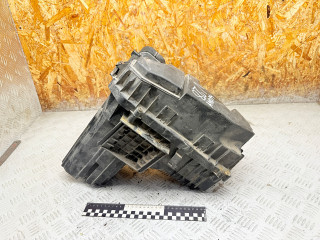 корпус воздушного фильтра Citroen C5 1 поколение [рестайлинг] 2006, 2.0 л., RFJ (EW10A), бензин, МКПП, хетчбэк 5 дв., 9649757680