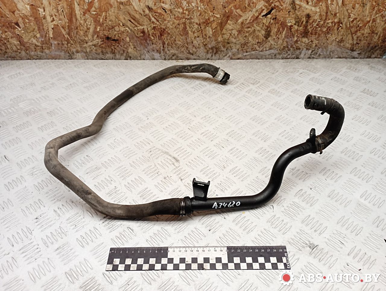 трубка охлаждающей жидкости Citroen C4 Picasso 1 поколение 2009, 1.6 л., 9HZ (DV6TED4), дизель, АКПП, правый руль, 1317R8, 1317S5 - фото №1